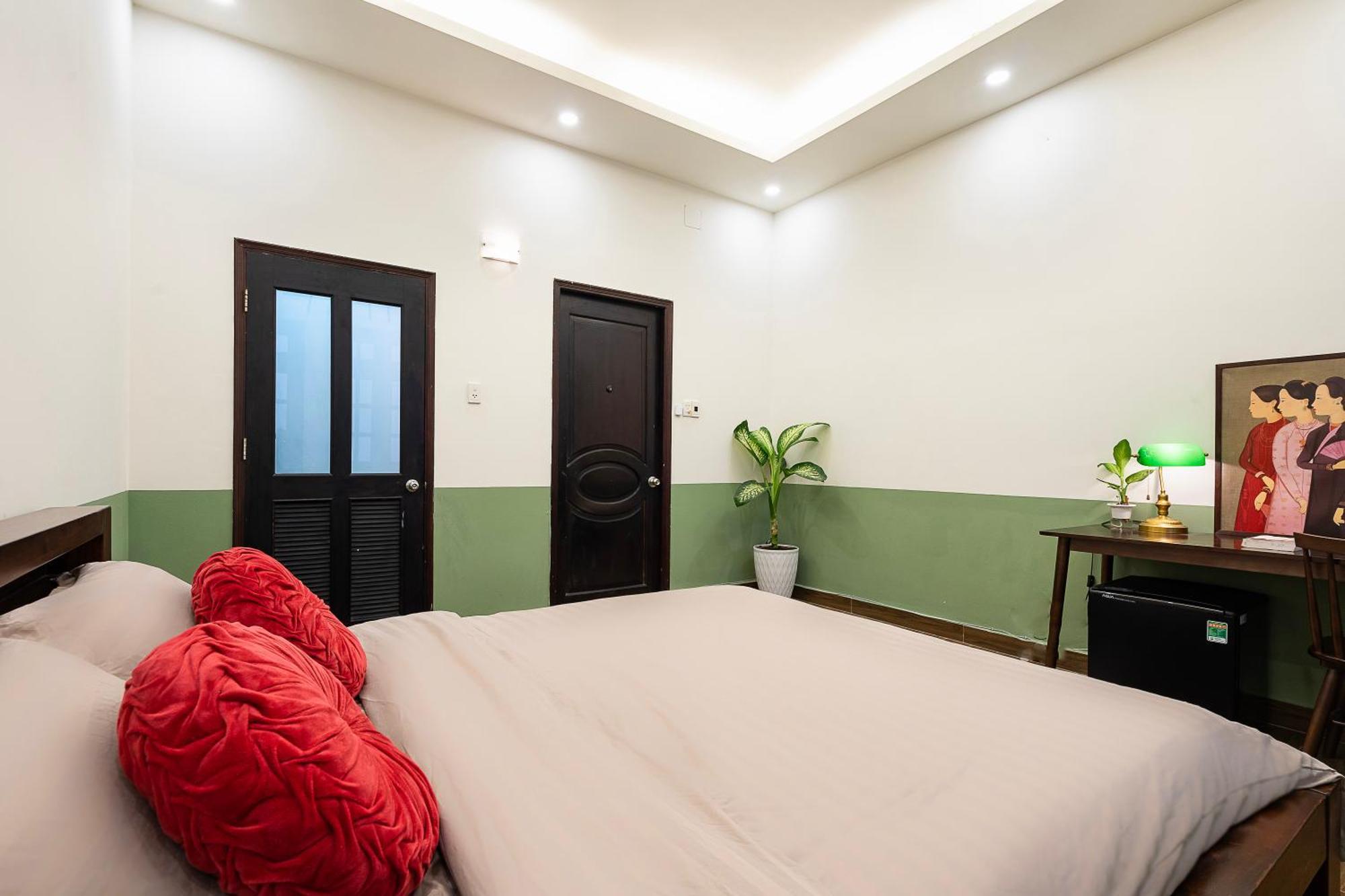 A Little Saigon Hotel - Bui Vien Walking Street Хошимін Екстер'єр фото