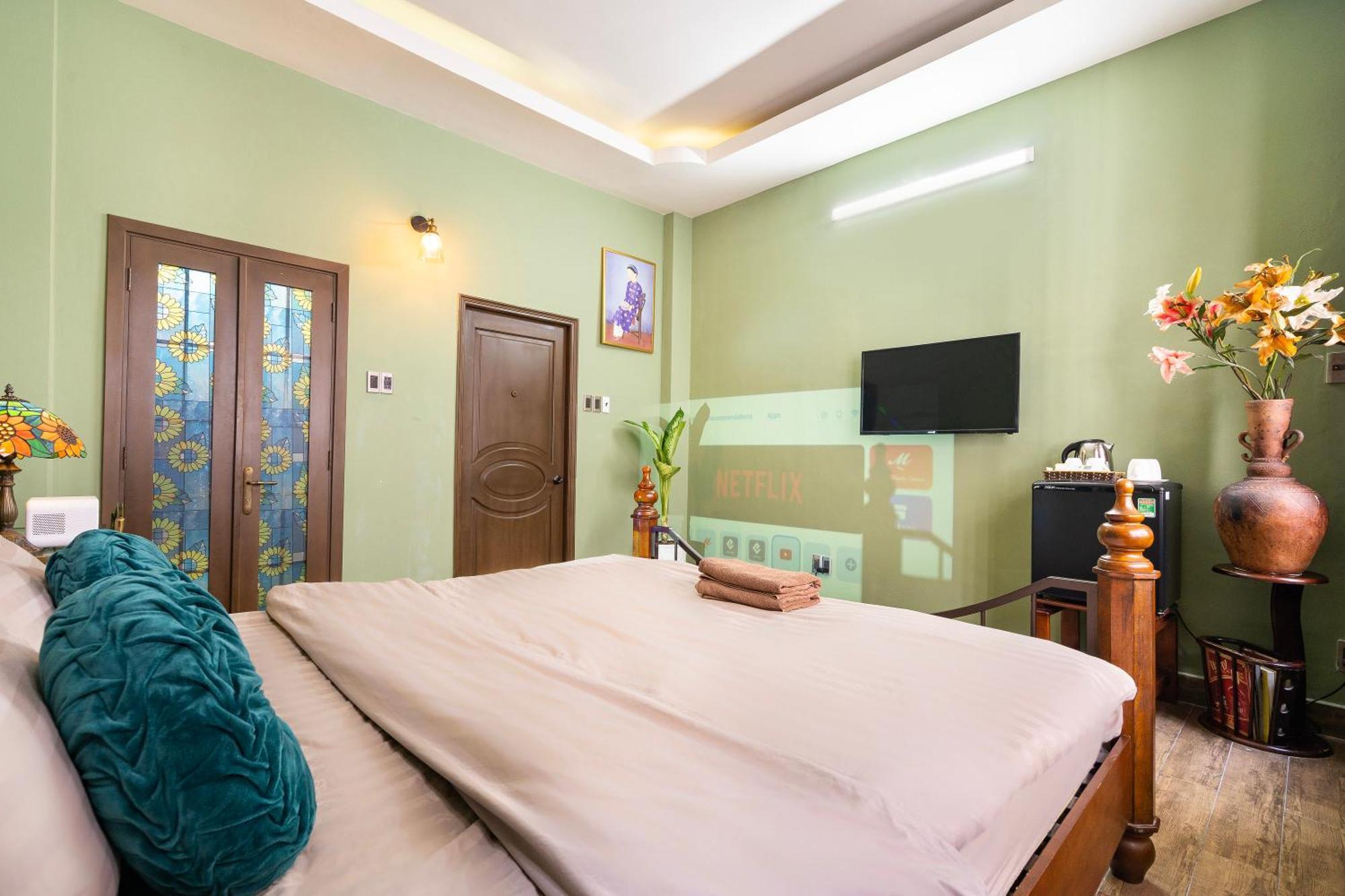 A Little Saigon Hotel - Bui Vien Walking Street Хошимін Екстер'єр фото